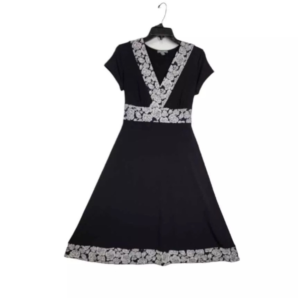 Comfy black dress